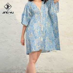Robe de vacances pour femme JingYu style hawaïen 100% rayonne, imprimé floral tropical personnalisé, taille élastique, robe décontractée de fête - Product Image 3