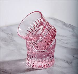 Tasse de bar créative en verre de whisky en cristal rose, gobelet à boisson forte en forme de taille, utilisation exclusive pour la maison et le <span class=keywords><strong>pub</strong></span> - Product Image 1