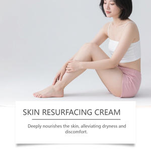 Crema Corporal de Fresa Orgánica de Alta Calidad 2025, 100g, Blanqueadora, Hidratante y Nutritiva con Vitamina E para Todo Tipo de Piel - Product Image 3