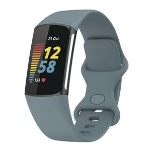 适用于Fitbit Charge 5硅胶表带更换手链腕带时尚智能手表运动表带