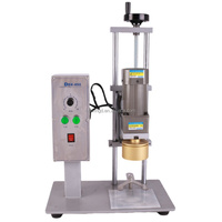 Nouvelle tendance semi-automatique bureau bouteille d'eau bouteille en verre capsuleuse bouchon à vis machine de capsulage avec grande remise