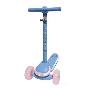 Trottinette <span class=keywords><strong>à</strong></span> trois roues pliable et réglable pour enfant, avec siège, multicolore, en plastique, logo personnalisé, vente en gros - Product Image 1