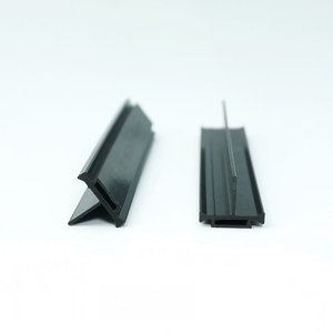 Bande de rupture <span class=keywords><strong>thermique</strong></span> en polyamide 66 (PA66 GF25) conforme aux normes, taille personnalisée pour fenêtres en <span class=keywords><strong>aluminium</strong></span> et murs-rideaux - Product Image 4