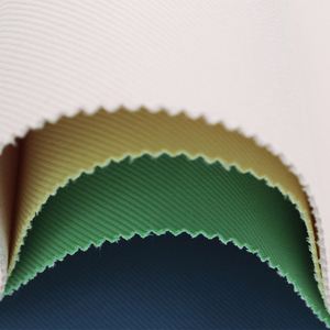 Tissu laminé imperméable mat en sergé 600D de grande taille |   Sacs à dos, bagages et équipements de plein air en polyester 600D 100% - Product Image 3