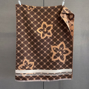 Bufanda de lujo con tacto de cachemira, manta gruesa de invierno, chal cálido y elegante para mujer - Product Image 2