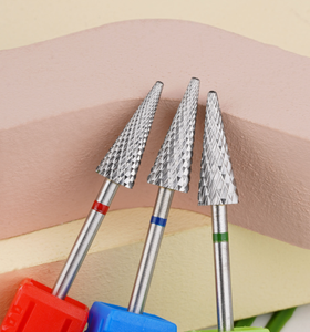 Forets professionnels en carbure de tungstène coniques de 3/32 po pour le retrait du vernis gel acrylique, outils de manucure électriques - Product Image 1