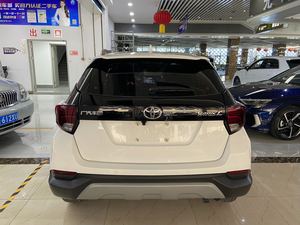 Toyota <span class=keywords><strong>Yaris</strong></span> X 2022, 1.5L CVT, Edición Luxury PLUS, Pintura Original de Fábrica en Todo el Vehículo, Autos Usados de <span class=keywords><strong>Segunda</strong></span> <span class=keywords><strong>Mano</strong></span> - Product Image 5