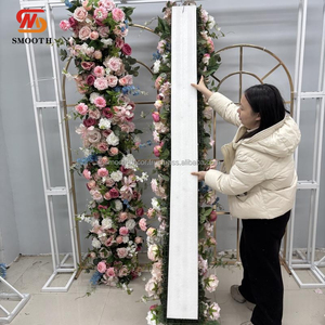 Chemin de table en soie artificielle blanche à fleurs, pour arrangements et décorations de mariage, vente en gros - Product Image 1