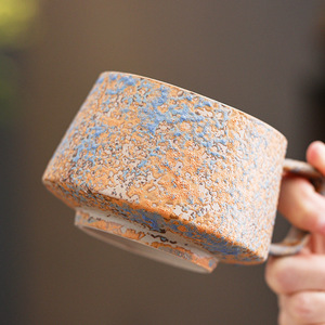 Taza de Café de Cerámica de Estilo Nórdico con Impresión por Sublimación, de Lujo Ligero y Color Sólido, para Té de la Tarde y Uso en Cafeterías - Product Image 3