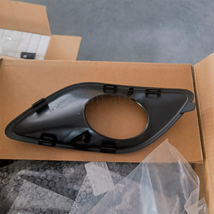 Couvercle de phare antibrouillard à <span class=keywords><strong>prix</strong></span> compétitif de haute qualité droit 9108854400 910 885 <span class=keywords><strong>44</strong></span> 00 pour Benz Sprinter W910 907 2018- - Product Image 4