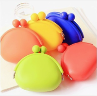 Porte-monnaie en silicone personnalisé avec logo circulaire Pochette étanche pour femmes et filles avec fermeture éclair Mini porte-monnaie en silicone