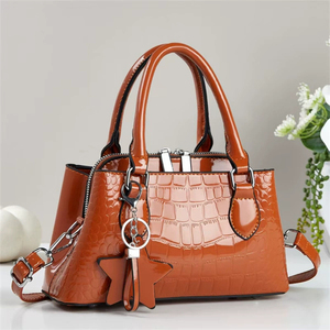 Borse Nere Rotonde Trendy Mini Carine da Donna di Design 2026 all'Ingrosso - Product Image 5