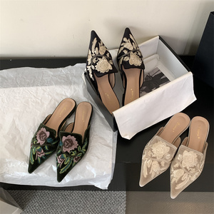 Hot Selling Satin Sandals Embroidered <b>Pointed</b> <b>Toe</b> Soft Breathable Elegant Mules on <b>Flats</b> - Product Image 3
