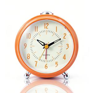 Réveil analogique à piles de 4 pouces, couleur vive, orange, avec fonction snooze, pour bureau - Product Image 1