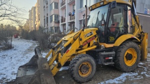 Chargeuse-pelleteuse d'occasion JCB 3CX robuste 4x4, machine de construction d'origine, godet de 2 m, moteur de 109 CV, 8800 kg, composants hydrauliques - Product Image 3