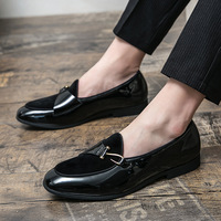 Chaussures habillées pour hommes de la mode italienne, Oxford taille 45, design unique de la pointe, mocassins élégants à enfiler, chaussures officielles pour hommes en cuir véritable