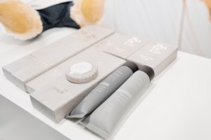 Un ensemble de lavage Silver Hot Card spécialement conçu pour les hôtels haut de gamme - Product Image 3