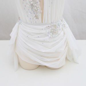 Ensemble de justaucorps de danse lyrique à impression numérique personnalisée avec jupe enveloppante pour les performances de danse de salon par Mamre - Product Image 3