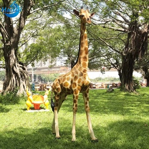 Sculpture de <span class=keywords><strong>girafe</strong></span> en métal de grande taille, design moderne et personnalisé, en fibre de verre et résine, pour extérieur, vente en gros, décoration commerciale - Product Image 3