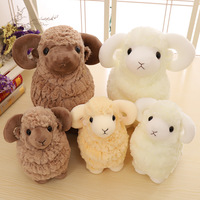 Mignonne poupée en peluche mouton à cornes marron, en laine bouclée et coton PP, jouet en peluche agneau, logo personnalisé, cadeau pour enfants, décoration ferme, maison, canapé
