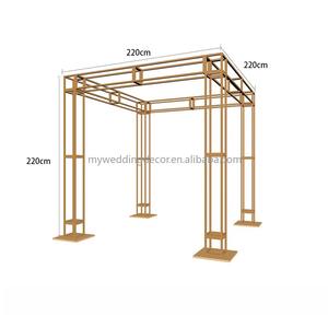 K26 - Decoraciones de Mesa de Boda Modernas y Duraderas de Alta Calidad, Tamaño y Color Personalizables, Arco de Metal Dorado, Soporte para Flores, Candelabro - Product Image 5