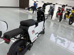 Scooter électrique adulte de haute qualité, fabriqué en Chine, prix bas, 500W, 48V, batterie au lithium 15AH, 3 vitesses, longue autonomie - Product Image 4