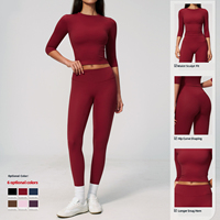 Ensemble de tenue de sport à marque privée : Haut ajusté à manches courtes, pantalon capri doux à jambes larges, short à séchage rapide pour la gym, le yoga et le pilates