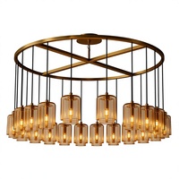 Suspension de plafond minimaliste de luxe moderne à 18 lumières, grand anneau en verre, hauteur réglable, intensité variable, structure en fer pour salon/salle à manger