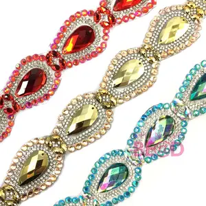 Hot sửa chữa thiết kế mới Vàng Kim Cương Rhinestone TRIM pha lê Fancy đá chuỗi cắt tỉa sắt trên cho ăn mặc/lễ hội trang phục