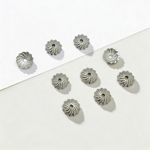 Cuentas espaciadoras en forma de flor de hierro chapadas en blanco K para la fabricación de pulseras, componentes de joyería - Product Image 2
