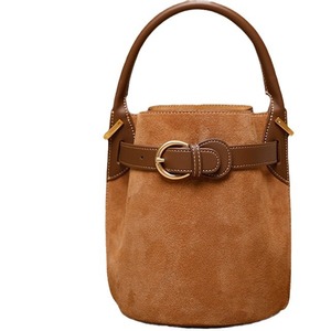 Sac seau en cuir mat, cuir véritable, style coréen, design de niche polyvalent, luxe léger, sac à bandoulière pour femme - Product Image 5