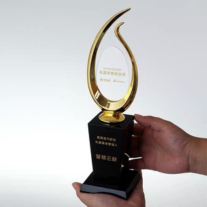 MH-J229 Cá Nhân Vàng Pha Lê Cúp Pha Lê Vàng Kim Loại Màu Đen Cơ Sở Pha Lê Ngọn Đuốc Hình Dạng Giải Thưởng Cúp - Product Image 2