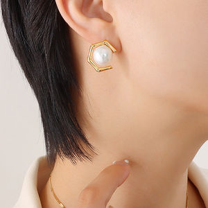 Conjunto de collar y pendientes de perlas vintage, conjunto de collar de joyería de perlas chapadas en oro de acero inoxidable sin deslustre a granel personalizado para mujer - Product Image 2