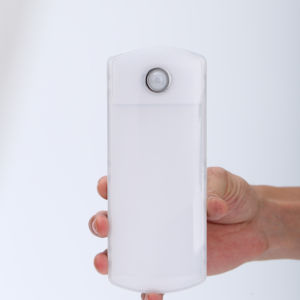 Linterna Recargable con Carga por Inducción |   Luz de emergencia multifuncional 3 en 1, luz nocturna - Product Image 2