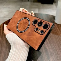Étui de téléphone magnétique en cuir PU texturé peau d'agneau antichoc avec motif feuille d'érable pour Samsung S26 S25 S24 S23 S22 Ultra