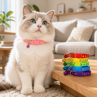 Kalung Kucing Motif Bintang yang Dapat Disesuaikan dengan Lonceng dan Gesper Pengaman Lepas Cepat, Kalung Hewan Peliharaan dari Nilon Lembut untuk Anak Kucing dan Anjing Kecil