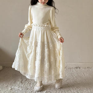 Robe de princesse en <span class=keywords><strong>velours</strong></span> et dentelle pour fille, motif petit poisson rouge, nouvelle collection printemps 2026, vêtements du Nouvel An pour enfants de plus de 8 ans, avec volants - Product Image 3