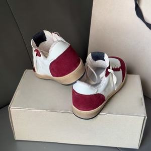 Zapatillas Retro Red Star Goose con Parte Superior de Malla Transpirable, Cómodas, a la Moda, con Cordones Decorativos y Brillo, Antideslizantes - Product Image 4