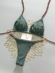 Costume da bagno bikini due pezzi da donna taglie forti in spandex/poliestere tinta unita, altamente elastico e resistente, con slip, ideale per vacanze al mare - Product Image 3