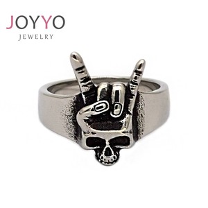 Prix usine conception unique crâne <span class=keywords><strong>Rock</strong></span> <span class=keywords><strong>n</strong></span>-<span class=keywords><strong>roll</strong></span> "je t'aime" bague de bijoux en acier inoxydable fin pour hommes et femmes - Product Image 1