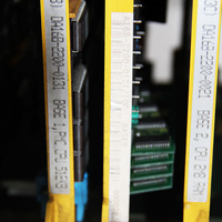 Papan Kontrol PCB FANUC A16B-2200-0131 A16B-2200-0121 A16B-2200-0021