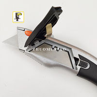 Couteau à lame rétractable automatique en cuir argenté robuste avec bouton poussoir