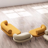 Ensemble de canapés de bureau créatifs personnalisés avec table basse, structure en bois massif, design minimaliste en tissu pour les zones de réception et de loisirs publiques