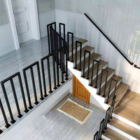 Rampe d'escalier intérieure moderne en acier