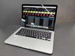 MacBook Pro A1502 ขนาด 13 นิ้ว สภาพ 95% ใหม่ ซีพียู I7 แรม 16GB SSD 512GB มีสินค้าพร้อมขาย ลดราคาพิเศษ แล็ปท็อปมือสองหรือแบบ Refurbished - Product Image 4