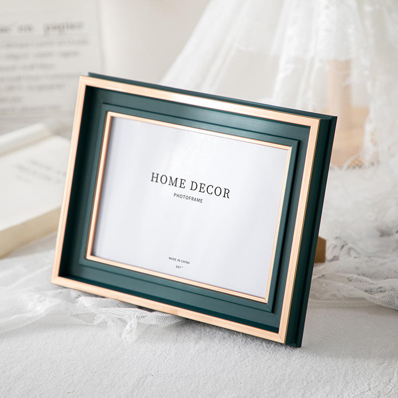 สีน้ำเงิน