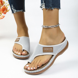 Sandales compensées d'été <span class=keywords><strong>pour</strong></span> femmes, orthopédiques haut de gamme, à bout ouvert, en cuir PU antidérapant, style vintage, décontractées, plateforme rétro - Product Image 3