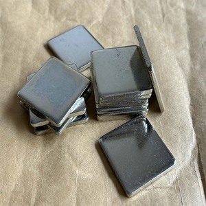 Bloc de contrepoids en alliage 30x30x3mm, pièce moulée anti-rouille pour l'ajustement du poids des machines - Product Image 4