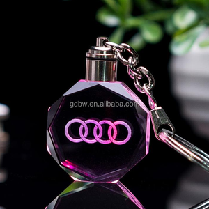 Factory Wholesale Car Brand Logo Key Chain Custom Crystal Keychain With Led Keyrings