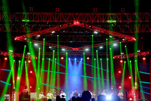 โปรโมชั่นพิเศษ TECHTEAM E52-Q โครงถักอลู<span class=keywords><strong>มิ</strong></span><span class=keywords><strong>เนียม</strong></span>สำหรับติดตั้งไฟบนหลังคา/เวทีงานแต่งงาน/<span class=keywords><strong>ฉาก</strong></span>ดนตรี ขนาด 530x530 มม. ได้รับการรับรองมาตรฐาน CE - Product Image 5